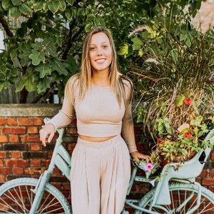 Meet your Posher, Hailey